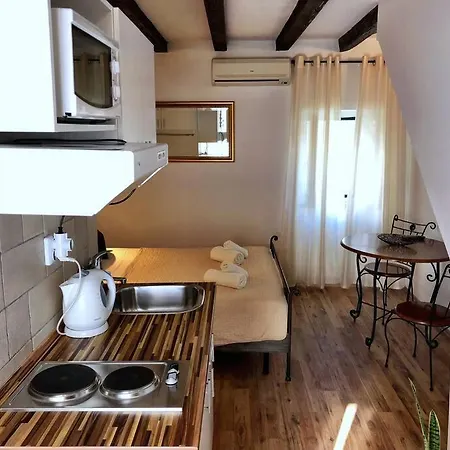 شقة Comfy Studio In Traditional Dalmatian Stone House سبليت
